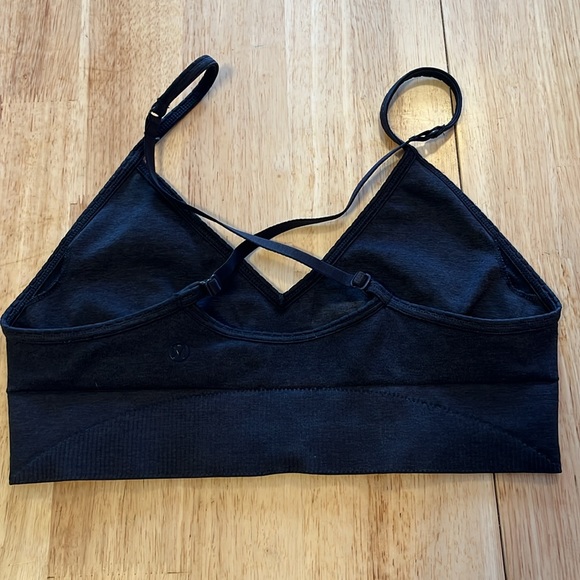 Lululemon bra - Picture 2 of 8